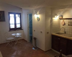 Tüm Ev/Apart Daire Studio Apartment In The Old Town Donzella (Alghero, İtalya)
