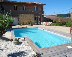 Cijela kuća/apartman House With Pool In The Heart Of The Vineyards Of The Médoc (Ordonnac, Francuska)