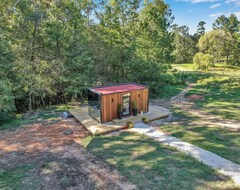 Hele huset/lejligheden Ood Mirror House At Cameron Ranch Glamping (Coldspring, USA)