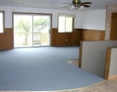 Entire House / Apartment Water Front Family Friendly (Standish, USA)