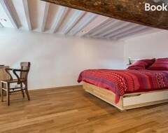 Hele huset/lejligheden Villefranche historisk solrig luksuriøse charmerende hyggelig 2BR/2BA 1600 indbyggede (Villefranche sur Mer, Frankrig)