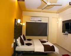 FabHotel Crystal Inn II (Ahmedabad, India)