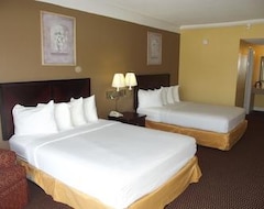 Khách sạn Ambassadors Inn & Suites (Virginia Beach, Hoa Kỳ)