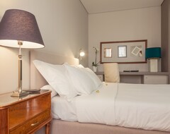 Hotel B The Guest Downtown (Oporto, Portugal)