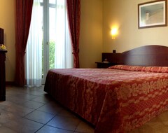 Hotel Al Poggio Verde (Barghe, Italy)