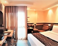 Khách sạn Amora NeoLuxe Suites Hotel (Bangkok, Thái Lan)