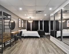 Hygie Boutique Hotel (Montreal, Canada)