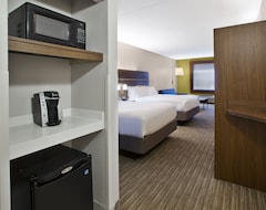 Khách sạn Holiday Inn Express Hotel & Suites Manchester Conference Center, an IHG Hotel (Manchester, Hoa Kỳ)