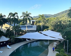Otel Family Friendly Beach Resort Apartment With The Lot Wifi Foxtel Pools Gym Golf (Palm Cove, Avustralya)