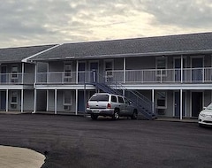Khách sạn Travelers Inn & Suites (Paducah, Hoa Kỳ)