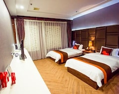 Hotel Yihai Business (Dandong, China)