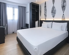 Khách sạn Sercotel Plana Suites (Vall de Uxó, Tây Ban Nha)