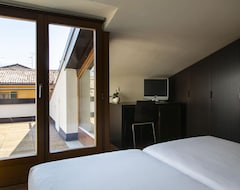 Khách sạn Hotel Antico Borgo (Trento, Ý)