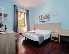 Hotel LHG Comfy Rooms (Rome, Italy)