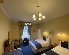 Khách sạn Hand Hotel (Llangollen, Vương quốc Anh)