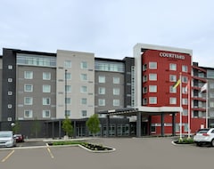 Khách sạn Courtyard By Marriott Saskatoon Airport (Saskatoon, Canada)