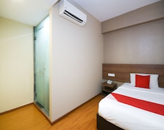Khách sạn Super Oyo 977 Hong Kong Suites (Miri, Malaysia)