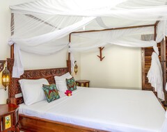 Khách sạn Tasneem Luxury Appartment (Makunduchi, Tanzania)