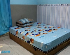 Hotelli Spot On 93639 Kaila Guesthouse (Praya, Indonesia)