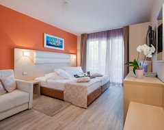 Maritimo hotel (Makarska, Kroatien)