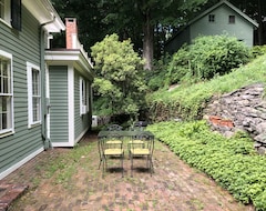 Casa/apartamento entero Charming Colonial - Historic District- Connecticut River Views - Walk To Town (East Haddam, EE. UU.)