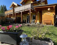 Toàn bộ căn nhà/căn hộ Lovely 8-p Holiday Home With Sauna Within Walking Distance Of A Ski And Hiking Area (Bad Bleiberg, Áo)