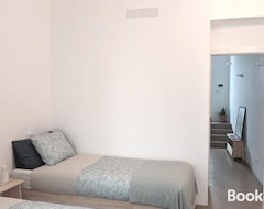 Entire House / Apartment Casa Patio Do Megue (Evora, Portugal)