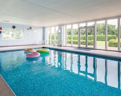 Hele huset/lejligheden Grove Farm Bungalow With Swimming Pool Dallinghoo Air Manage Suffolk (Woodbridge, Storbritannien)