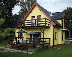 Casa/apartamento entero 5 Bedroom Accommodation In Nowe Warpno (Nowe Warpno, Polonia)