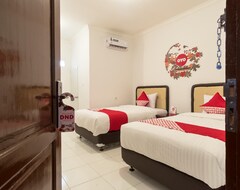 Khách sạn Super Oyo 356 Titipapan Residence (Medan, Indonesia)