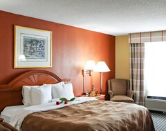 Khách sạn Quality Inn & Suites Cincinnati Sharonville (Sharonville, Hoa Kỳ)