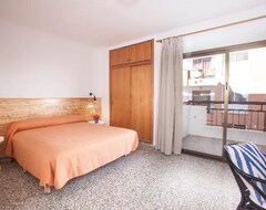 Khách sạn Apartamentos Bahia (Santa Eulalia, Tây Ban Nha)