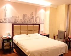 Hotel Greentree Inn Shanghai Caoan Road Textile Express (Shanghai, China)