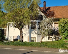 Koko talo/asunto Vela Ferienhaus (Lichtenstein, Saksa)