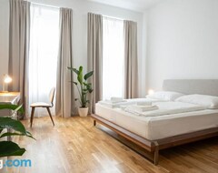 Toàn bộ căn nhà/căn hộ Fully Equipped, Renovated, Perfectly Located Flat (Vienna, Áo)