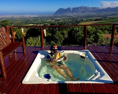 Hotel Constantia Vista (Constantia, South Africa)