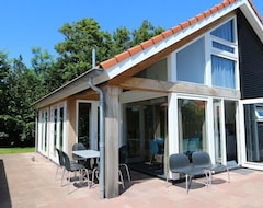 Koko talo/asunto Westerduyn 2 Luxury Villa In Top Location Near Beach And Sea (Schouwen-Duiveland, Hollanti)