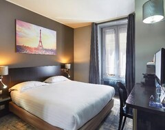 Hotel Jardin De Villiers (Paris, France)