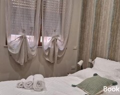 Bed & Breakfast Domus 0143 (San Giorgio Ionico, Ý)