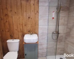 Cijela kuća/apartman HAYNE BARN ESTATE - 2 Luxury heated Yurts - private hot tub- private bathroom and kitchen (Folkestone, Ujedinjeno Kraljevstvo)