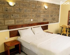 Hotel Equine Resort (Murang'a, Kenia)