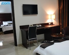 De Santos Hotel (Ikeja, Nigeria)
