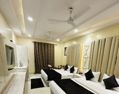 Hotel Frankstay -Le Benz Unit By Worth New Delhi (New Delhi, Indija)