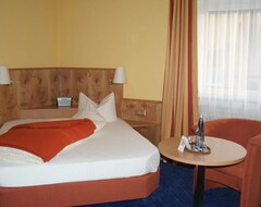Khách sạn Hotel Altenberg (Baden-Baden, Đức)