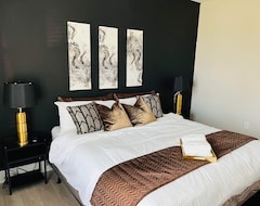 Cijela kuća/apartman Lovely Luxe Stylish 1 Bedroom Suite (Wharton, Sjedinjene Američke Države)
