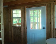 Koko talo/asunto Primitive Cabin #2 In Winamac (Winamac, Amerikan Yhdysvallat)