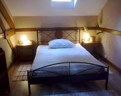 Cijela kuća/apartman Siewierz: Traditional Wooden Dacha, Private Pool, Possibility Of Sleeping 10 (Zawiercie, Poljska)