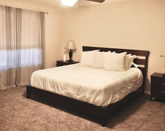 Toàn bộ căn nhà/căn hộ The Nook - Cozy, Clean And Family Friendly (El Mirage, Hoa Kỳ)