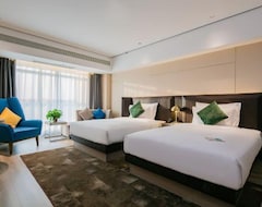 Khách sạn Xian Shi Rong International Echarm Plus Hotel (Fengcheng, Trung Quốc)