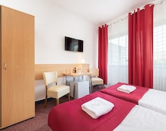 Hotel Plus (Bratislava, Eslovaquia)